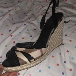 Burberry open toe wedges